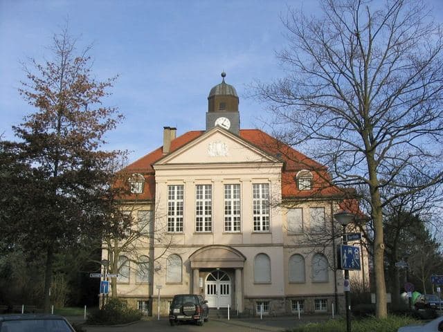 Alter Ratssaal / Rathaus Heisingen
