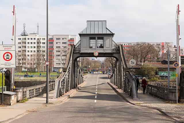 Deutzer Drehbrücke