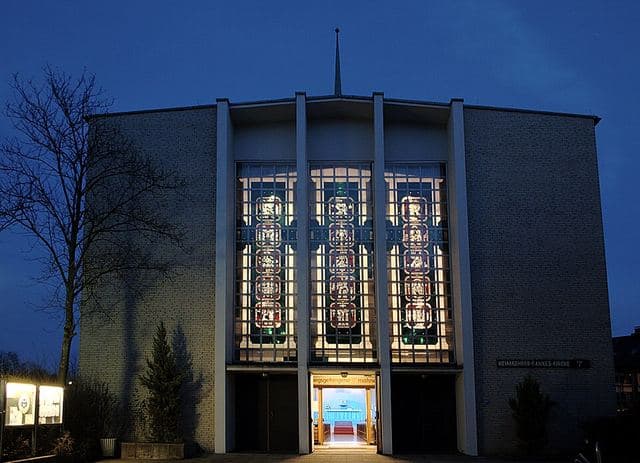 Heimkehrer-Dankes-Kirche Hl. Familie