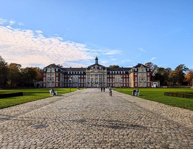 Schlossplatz