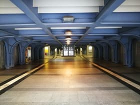 HBF - Verspätung geht immer Aufführung Theater an der Niebuhrg Oberhausen 2027